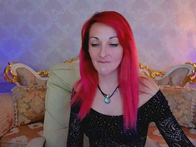 BrandyBloom webcam