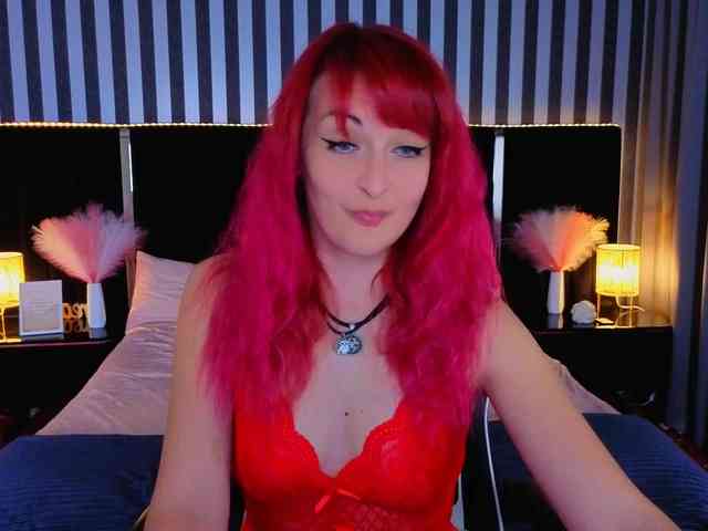 BrandyBloom webcam