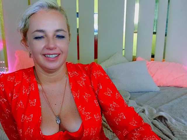 AlaskaSia live cam on BongaCams