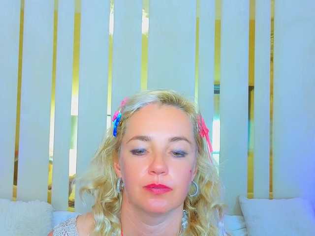 AlaskaSia live cam on BongaCams