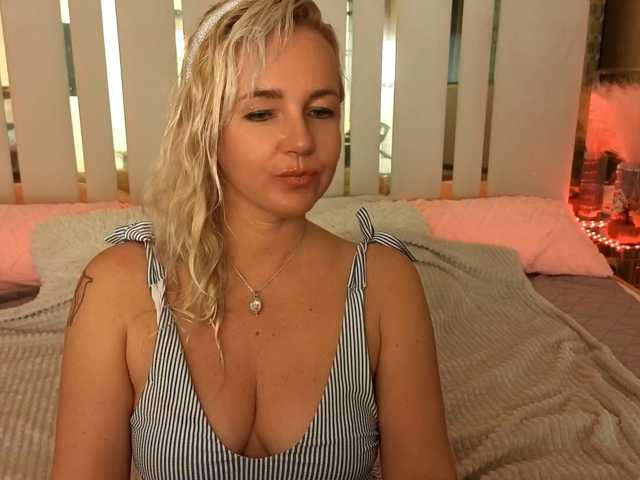 AlaskaSia live cam on BongaCams