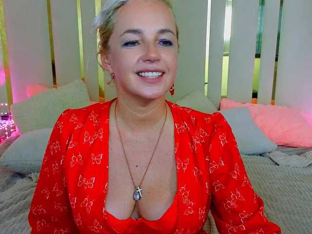 AlaskaSia live cam on BongaCams