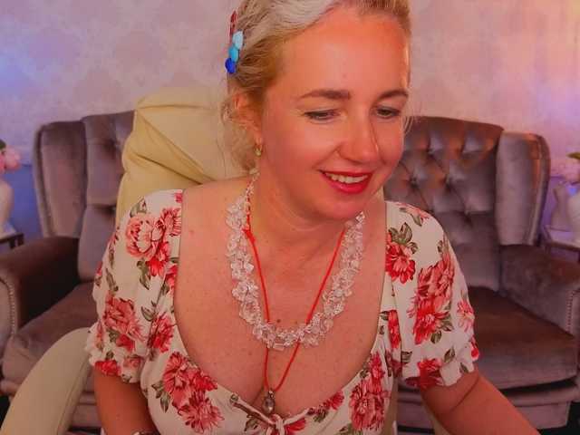 AlaskaSia live cam on BongaCams