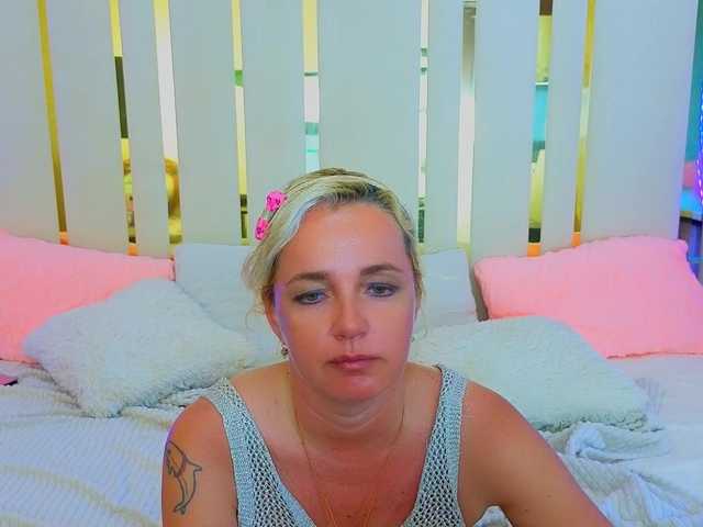 AlaskaSia live cam on BongaCams