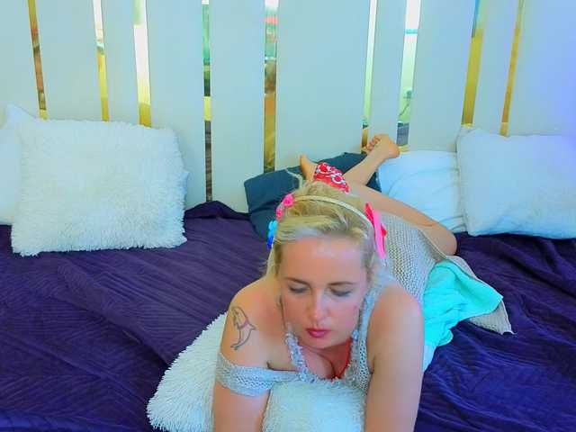 AlaskaSia live cam on BongaCams