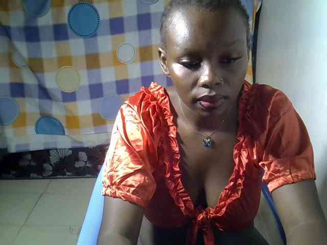 Model: Sexymaurine