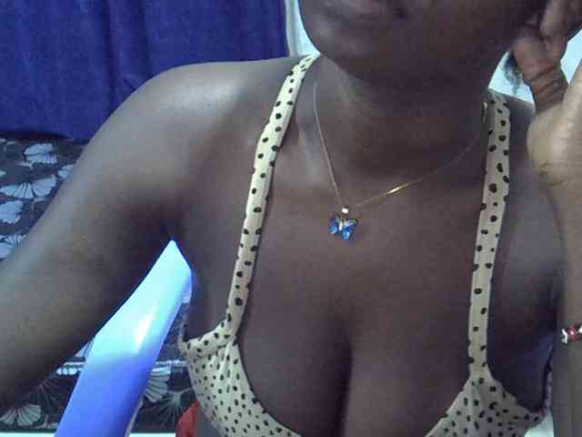 Sexymaurine webcam