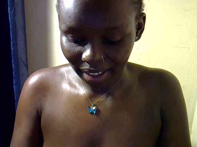 Sexymaurine webcam