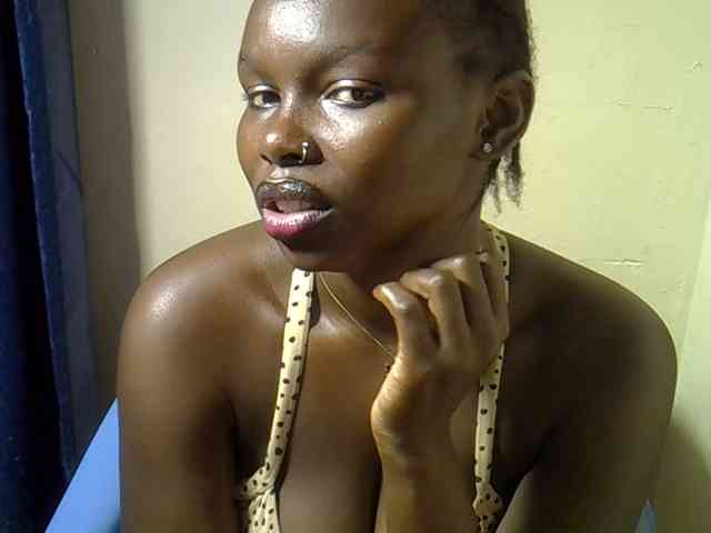 Sexymaurine webcam