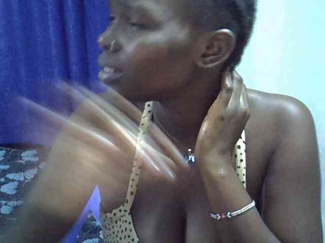 Sexymaurine webcam