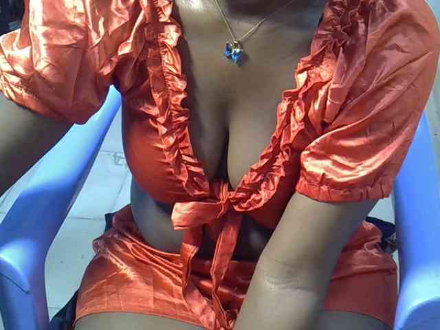 Sexymaurine webcam