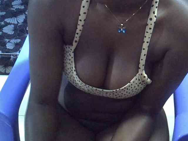 Sexymaurine webcam