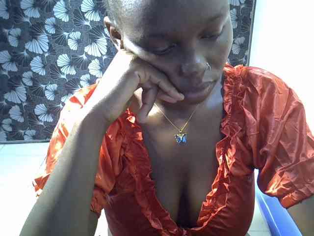 Sexymaurine webcam