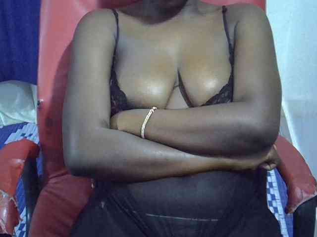 Sexymaurine webcam