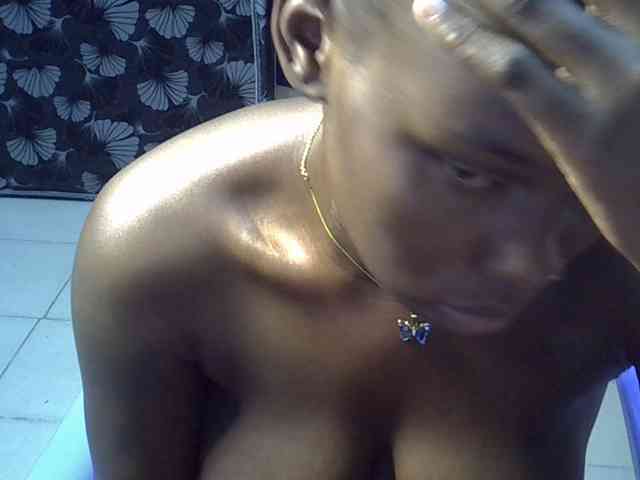 Sexymaurine webcam