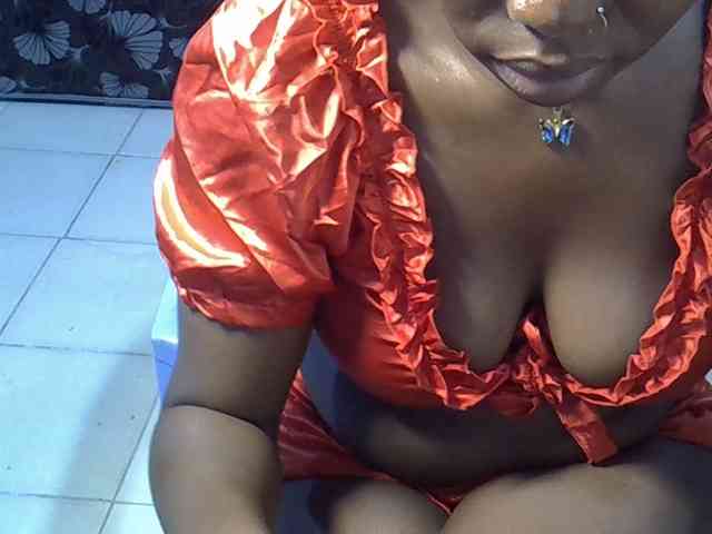 Sexymaurine webcam