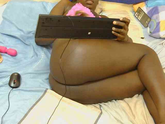 Sexymaurine webcam
