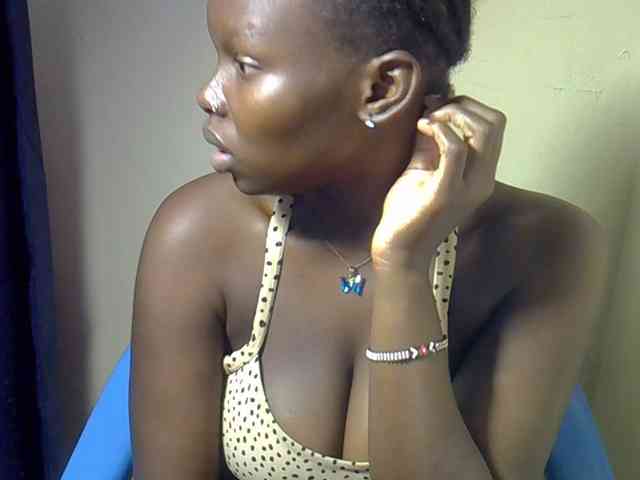 Sexymaurine webcam
