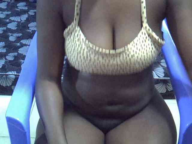 Sexymaurine webcam
