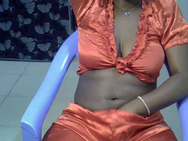 Sexymaurine webcam