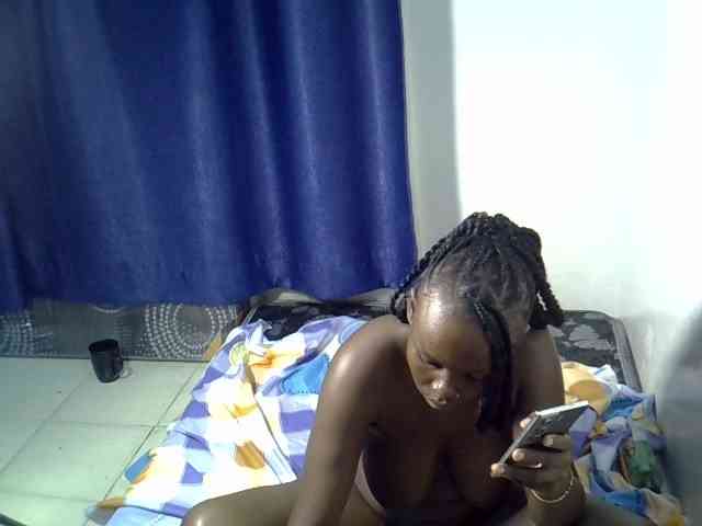 Sexymaurine webcam
