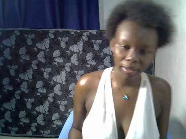 Model: Sexymaurine