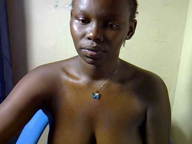 Sexymaurine webcam