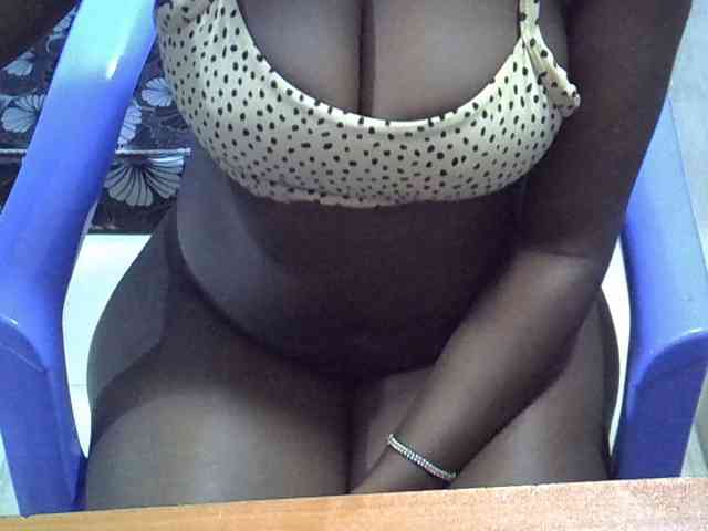 Sexymaurine webcam