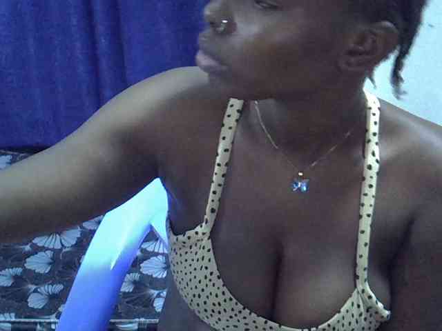 Sexymaurine webcam