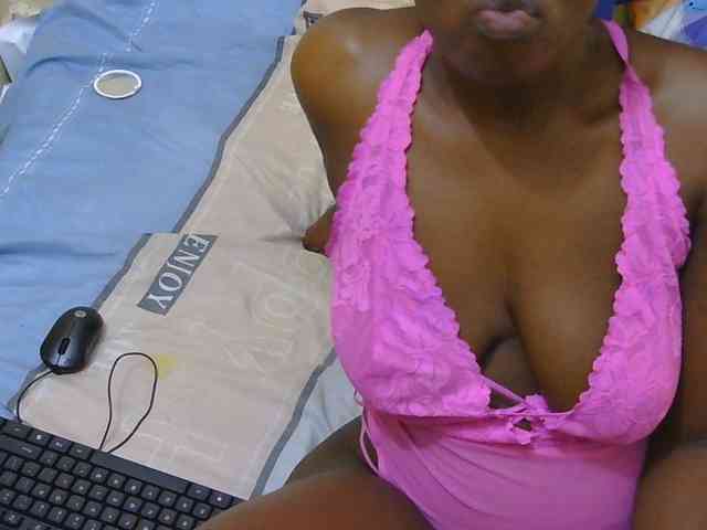 Sexymaurine webcam