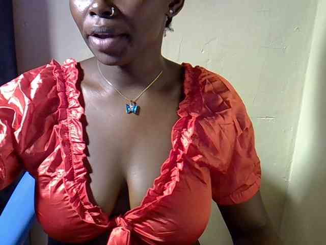 Model: Sexymaurine