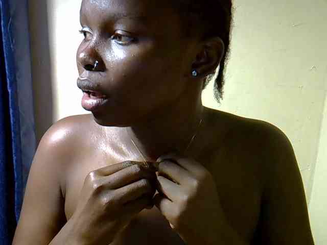 Sexymaurine webcam
