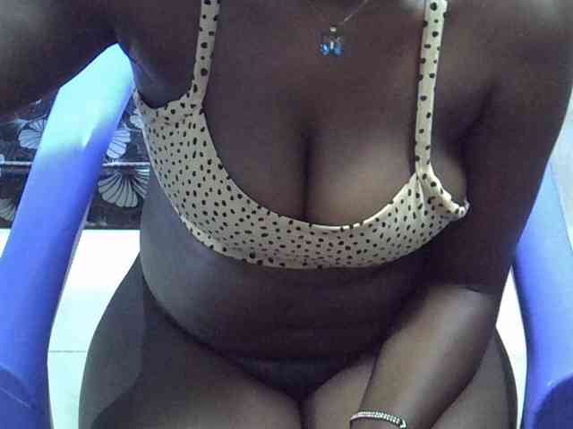 Sexymaurine webcam