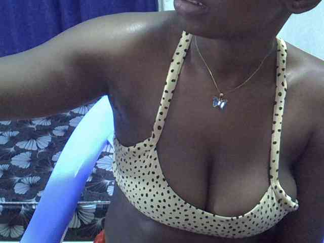 Sexymaurine webcam