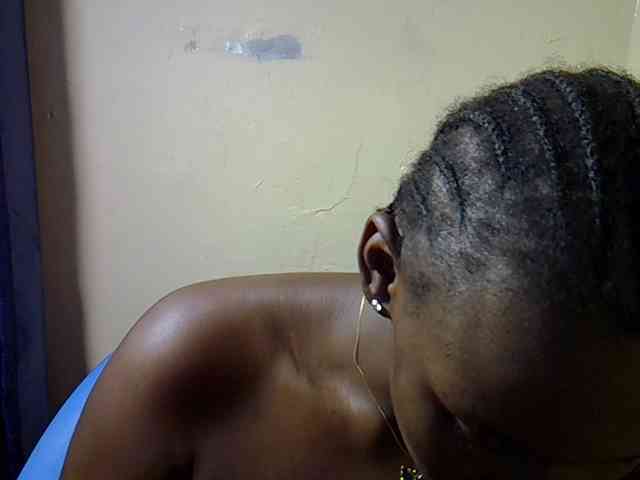 Sexymaurine webcam