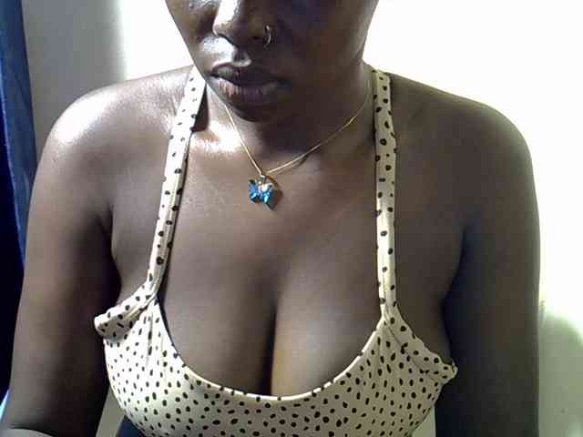Sexymaurine webcam