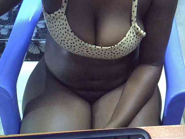Sexymaurine webcam