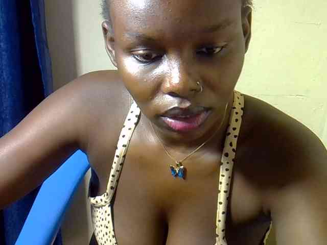 Sexymaurine webcam