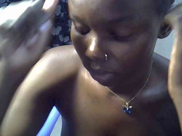 Sexymaurine webcam