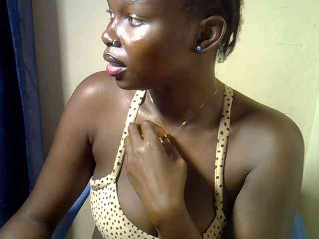 Sexymaurine webcam