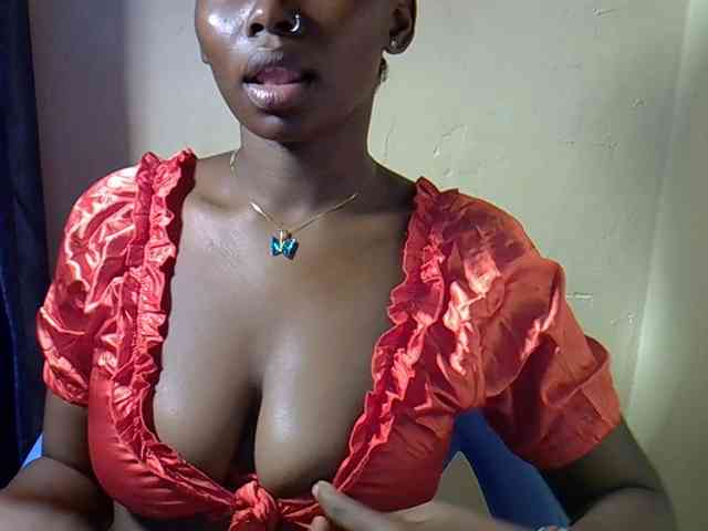 Sexymaurine webcam