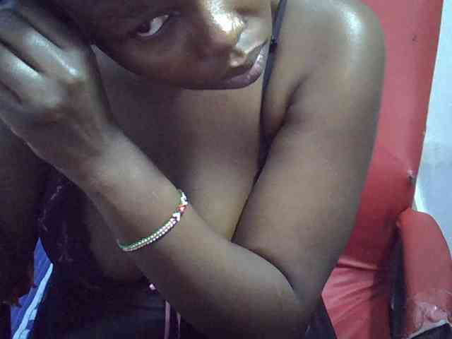 Sexymaurine webcam