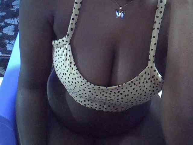 Sexymaurine webcam