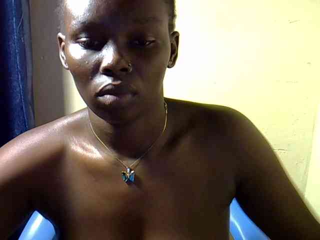 Sexymaurine webcam