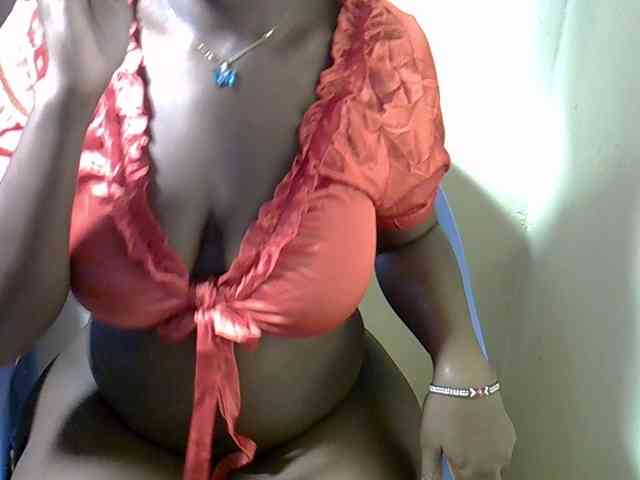 Sexymaurine webcam