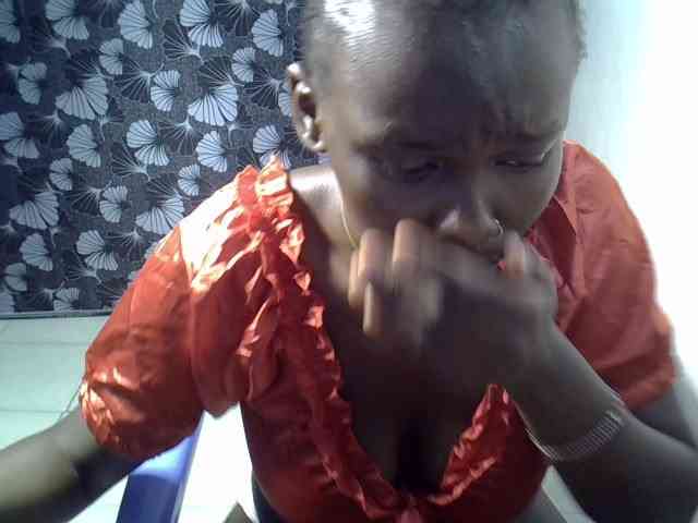 Sexymaurine webcam