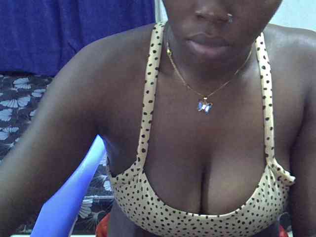 Sexymaurine webcam