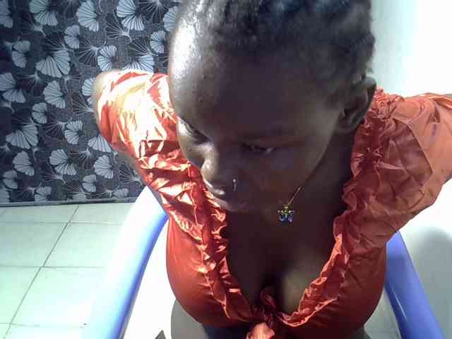 Sexymaurine webcam