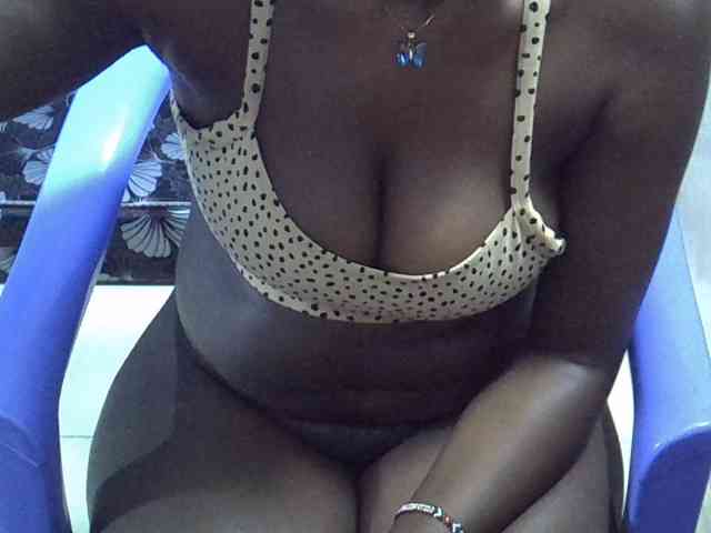 Sexymaurine webcam