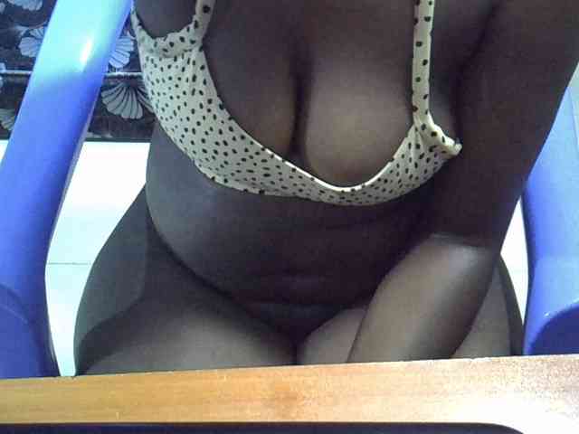 Sexymaurine webcam